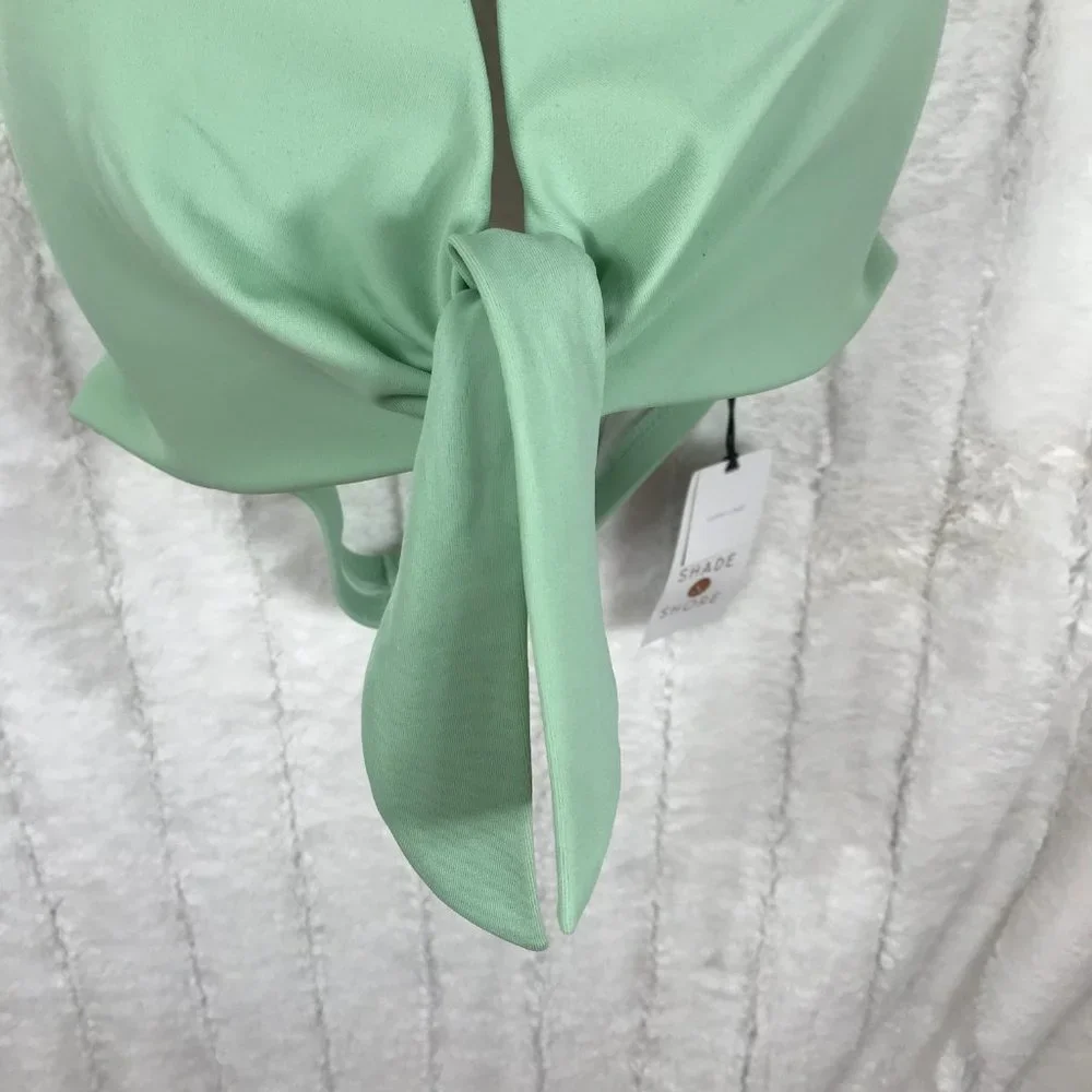 NWT Shade and Shore 36DD Swimwear Halter Top Lightly padded - Picture 2 of 6